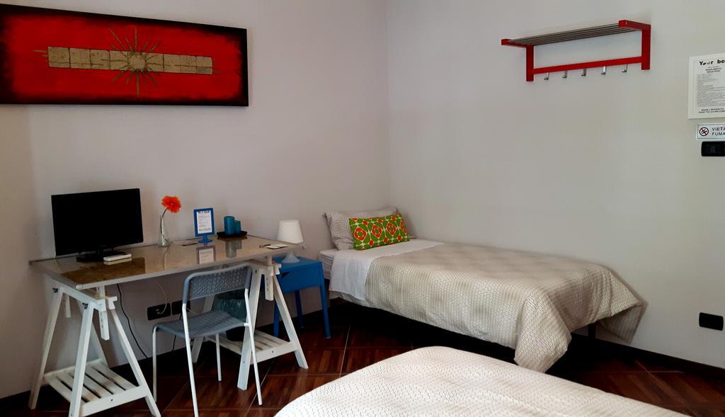 Your Bed Napoli Bagian luar foto